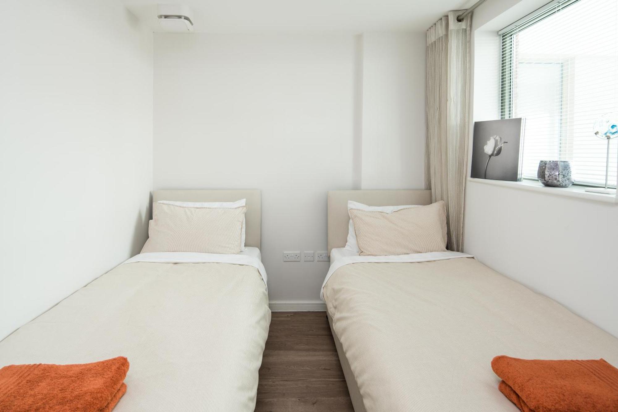 Canning Town -2 Bed Luxury Apartment لندن المظهر الخارجي الصورة